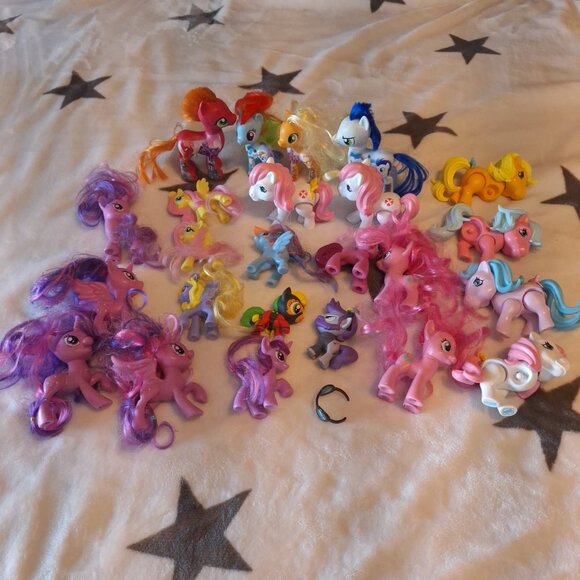 My Little Pony Lot of 20 Assorted Sizes & Years MLP The Loyal Subjects - Picture 7 of 7